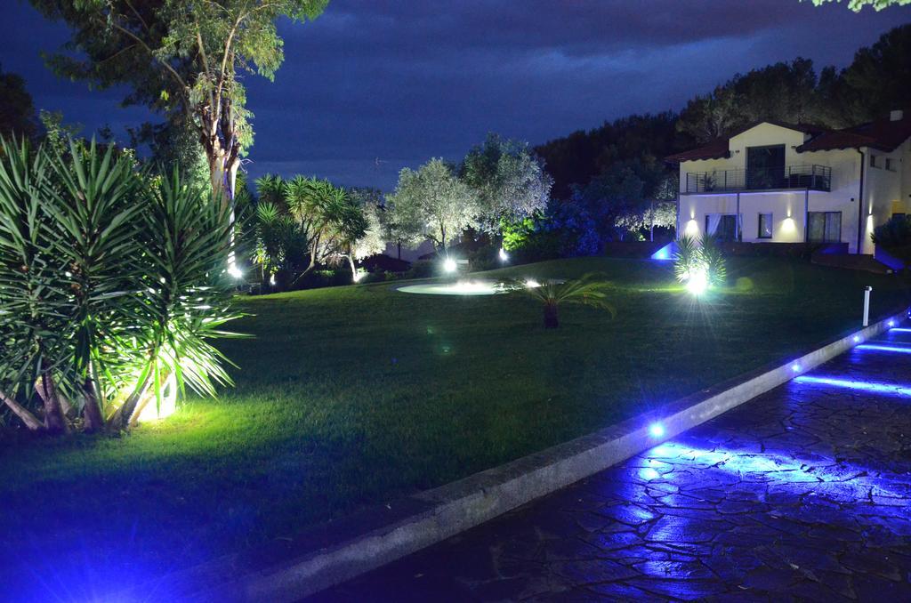 B&B Dodici Lune Andora Exterior foto